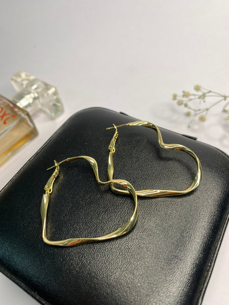 Amour Heart Hoops