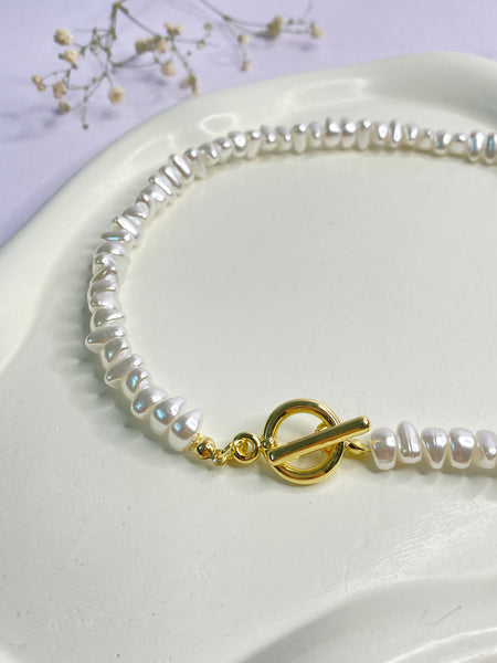 Pearl Luxe Neckpiece