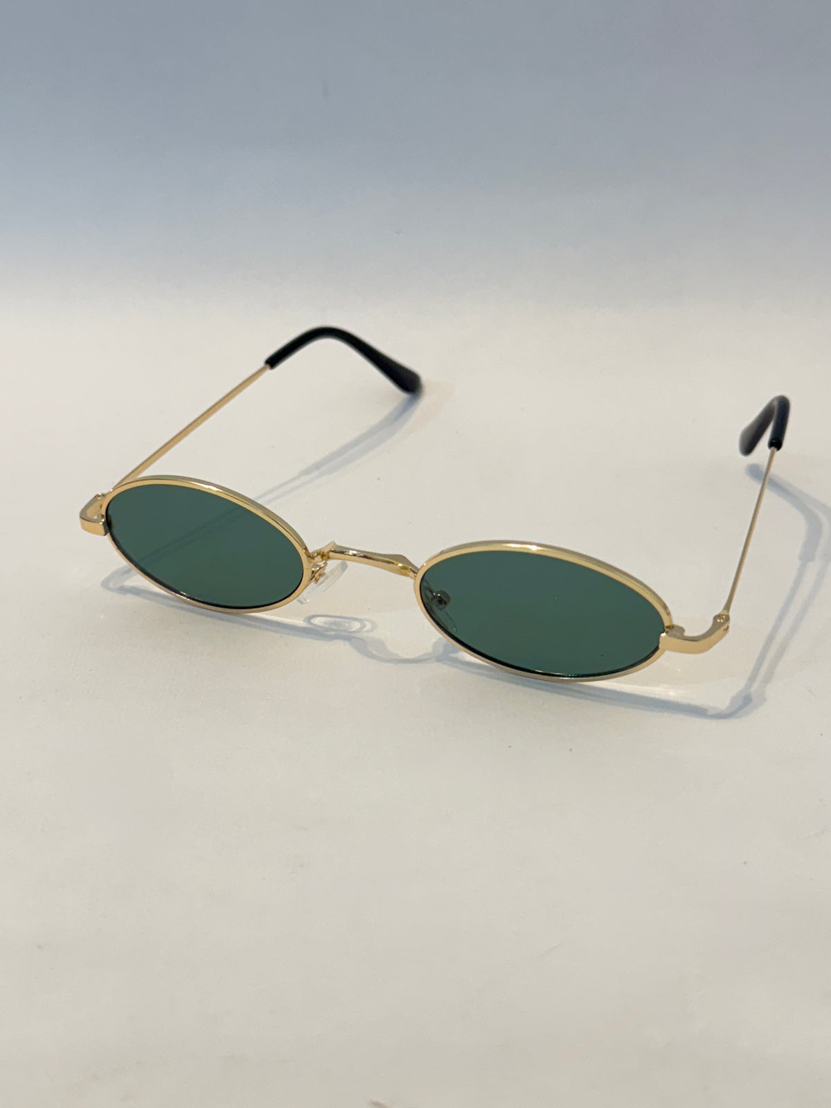 Oliver Sunnies