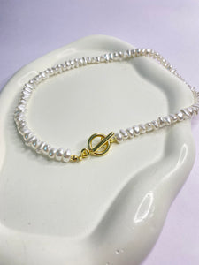 Pearl Luxe Neckpiece