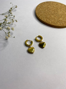 Amour Gold Hoops