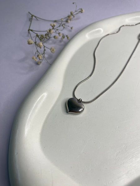 Charlie Silver Heart Neckpiece