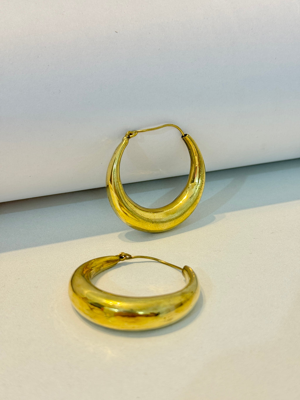 Arabella Hoops