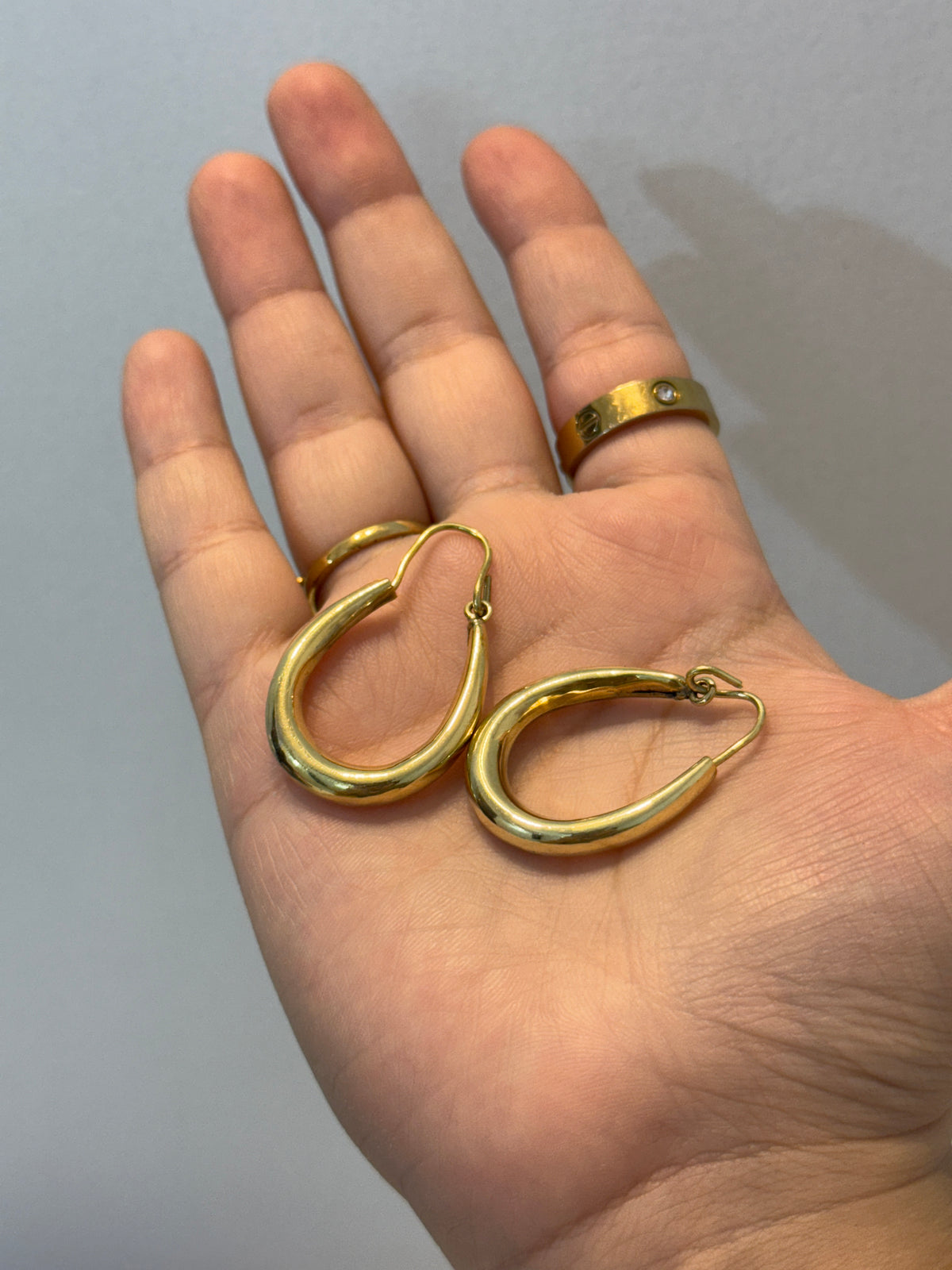 Celeste Hoops