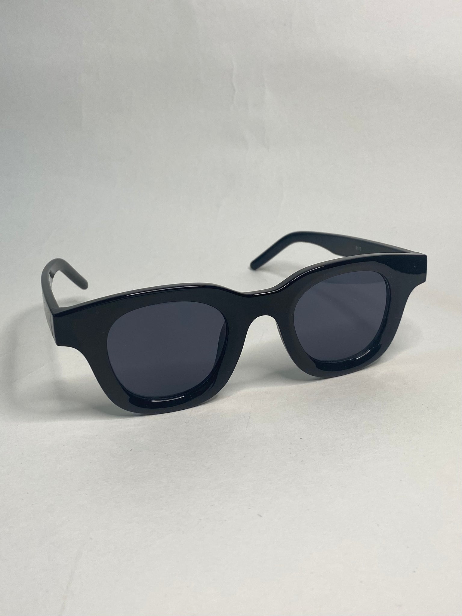 Tyler Sunnies