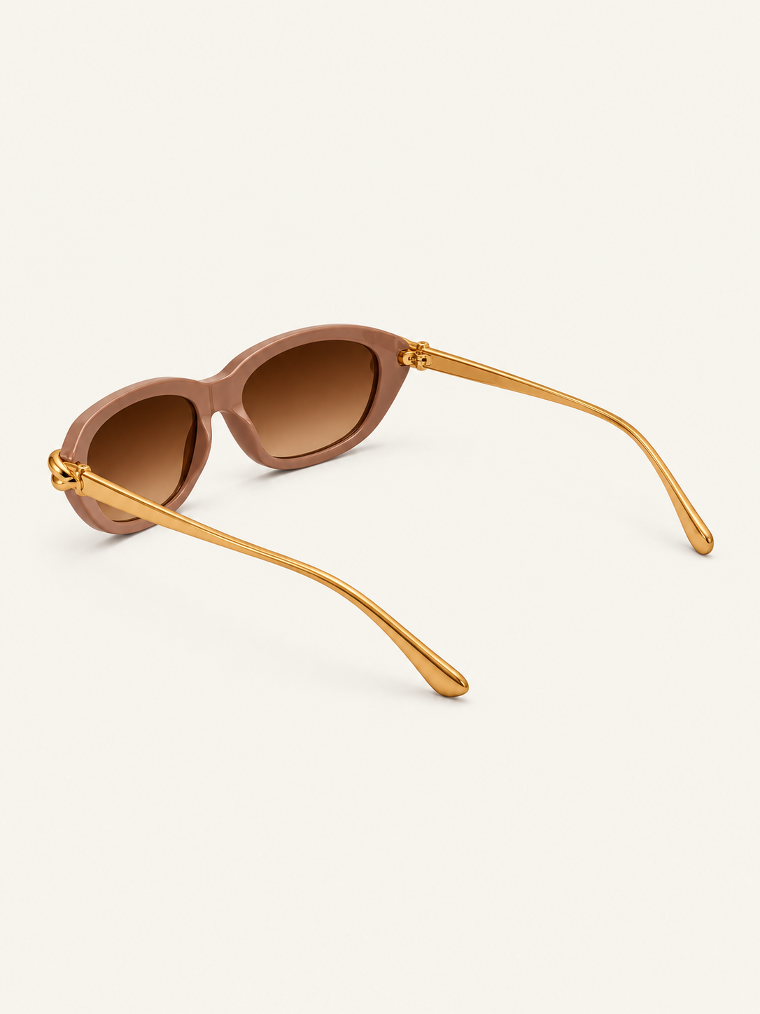 Serena Sunnies — Nude, rear angle view