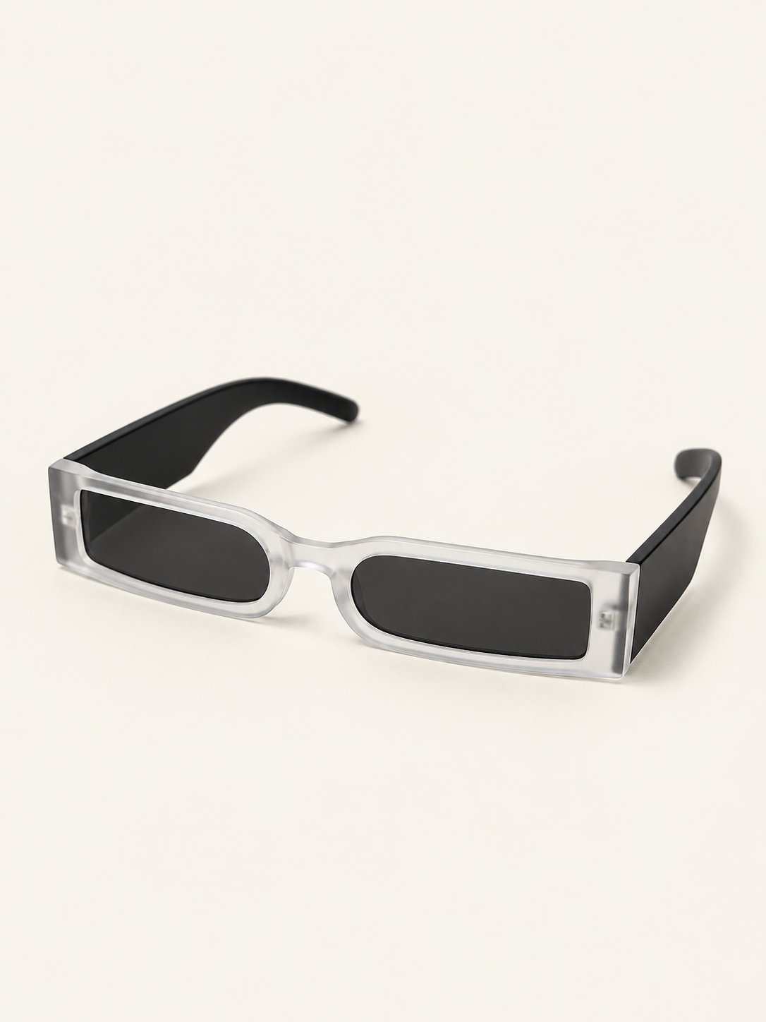 Skylar Sunnies — Grey, front angle view