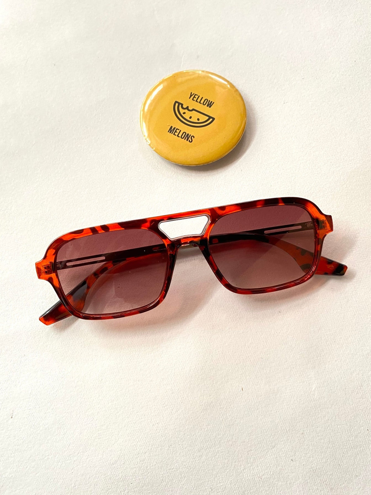 DONNA sunnies
